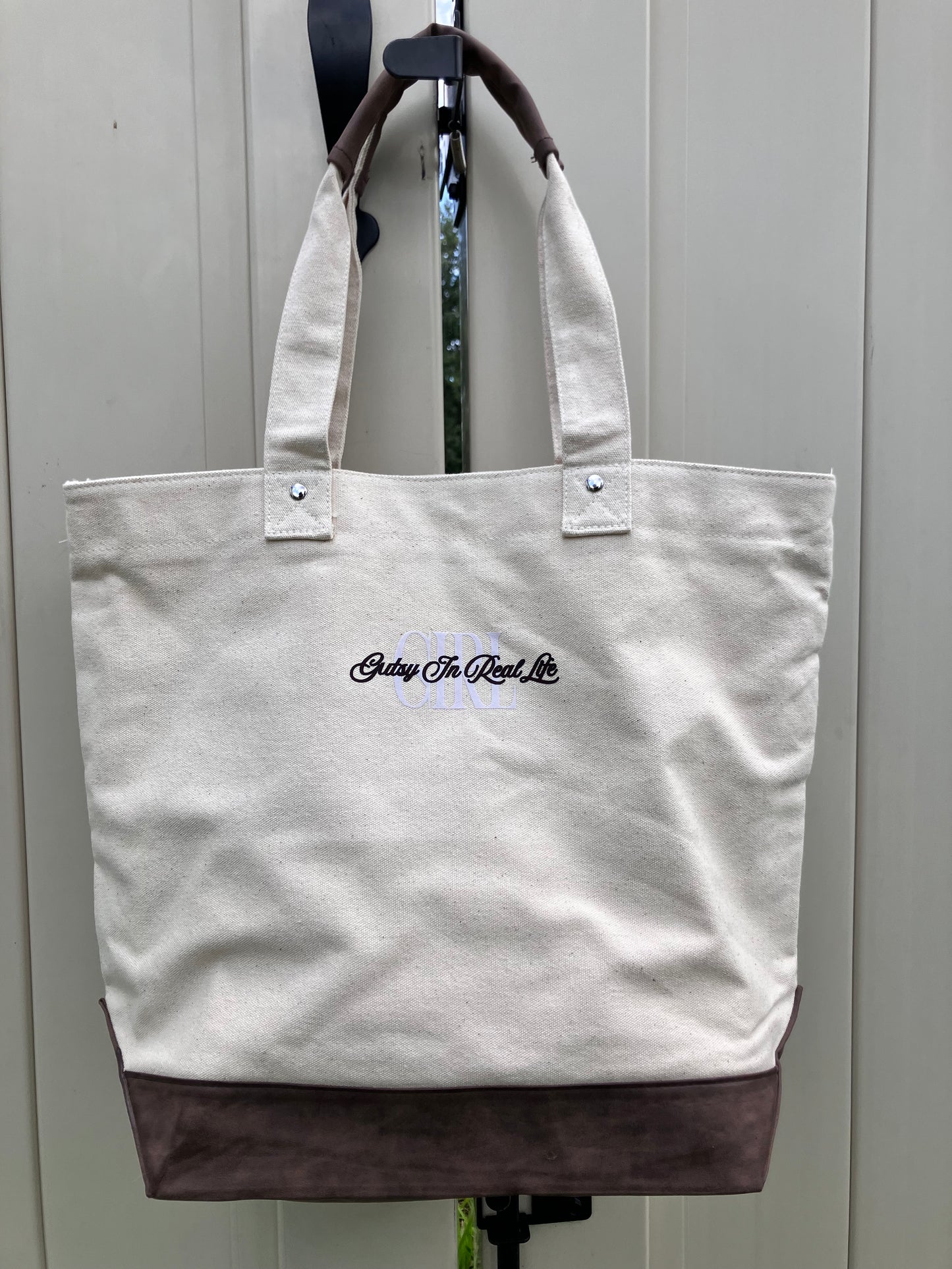 Chic Travel Tote Bag- Stylish & Versatile tote for Women
